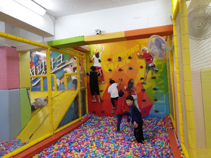 1571121551055-14.jpg